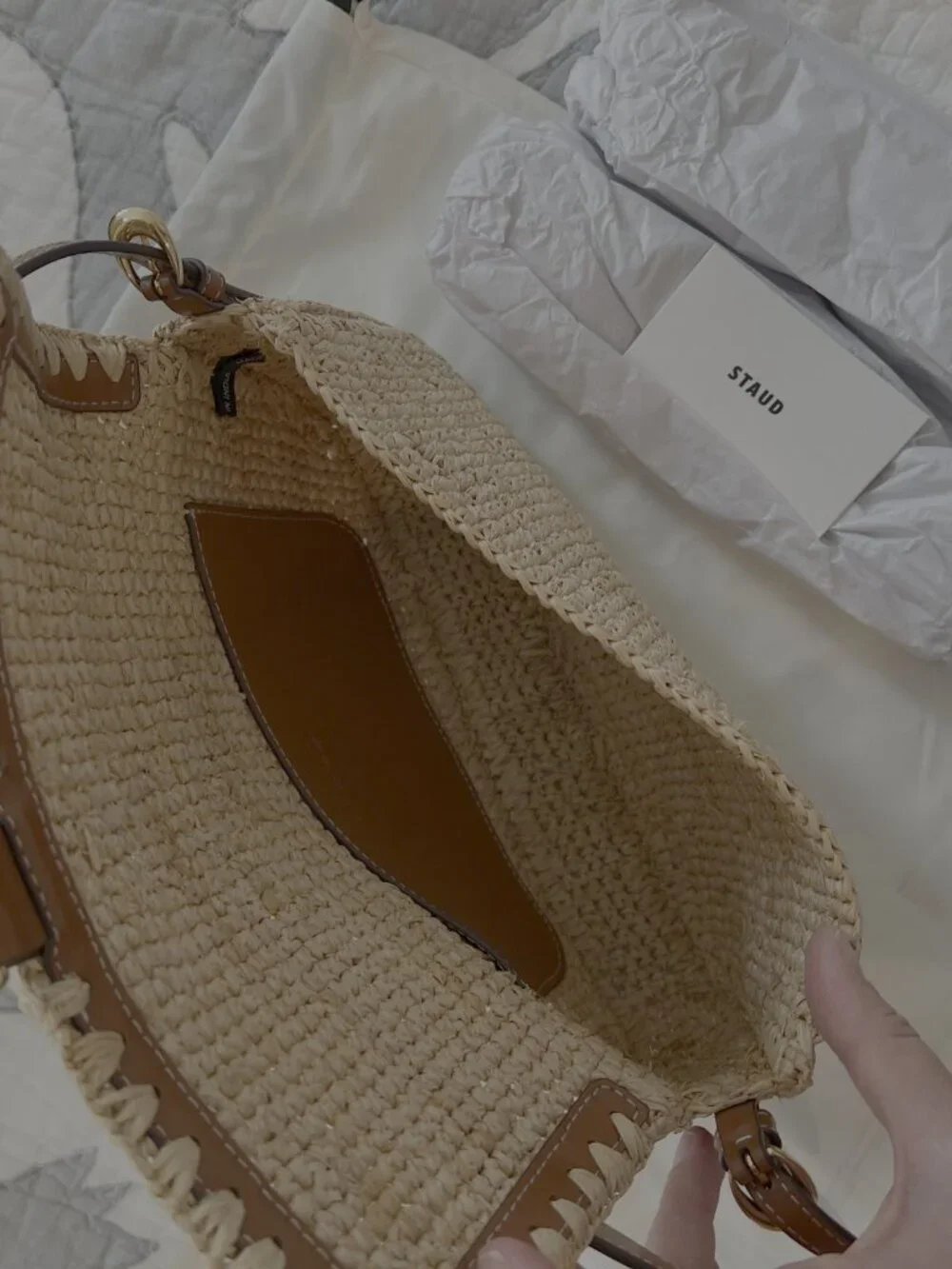 Staud HARLOW RAFFIA BAG NATURAL TAN NWT - Picture 2 of 2